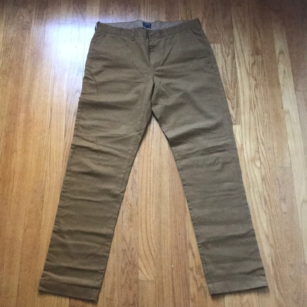 The Sutton Chinos